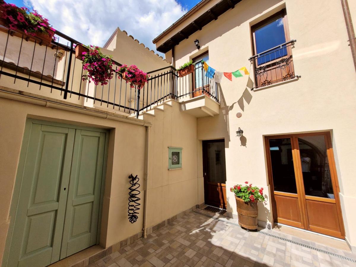 Bed and Breakfast Il Bivacco Del Duomo LʼAquila Zewnętrze zdjęcie